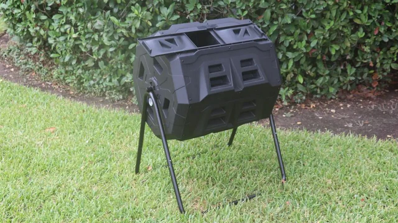 Exaco 43-Gallon Mr. Spin Dual Chamber Compost Tumbler